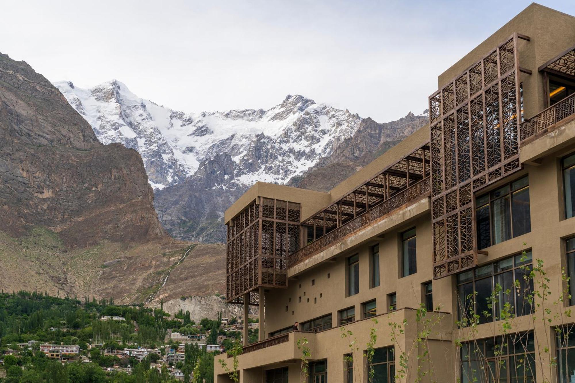 Hunza Serena Hotel Karimabad  Exterior photo